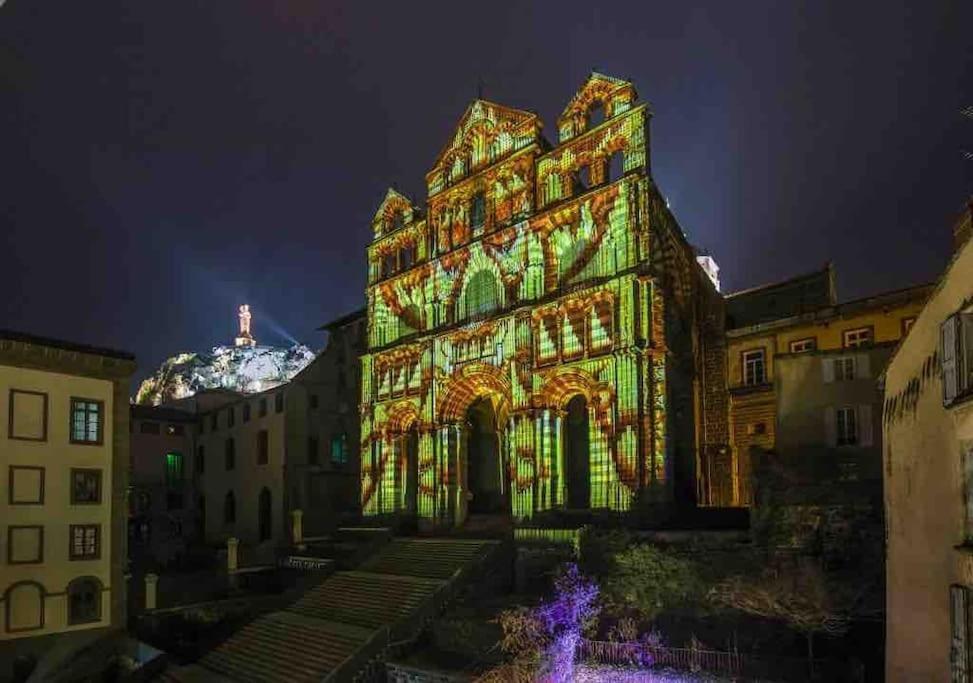 Maison Atypique - Centre Historique - Puy En Velay Hébergement de vacances *